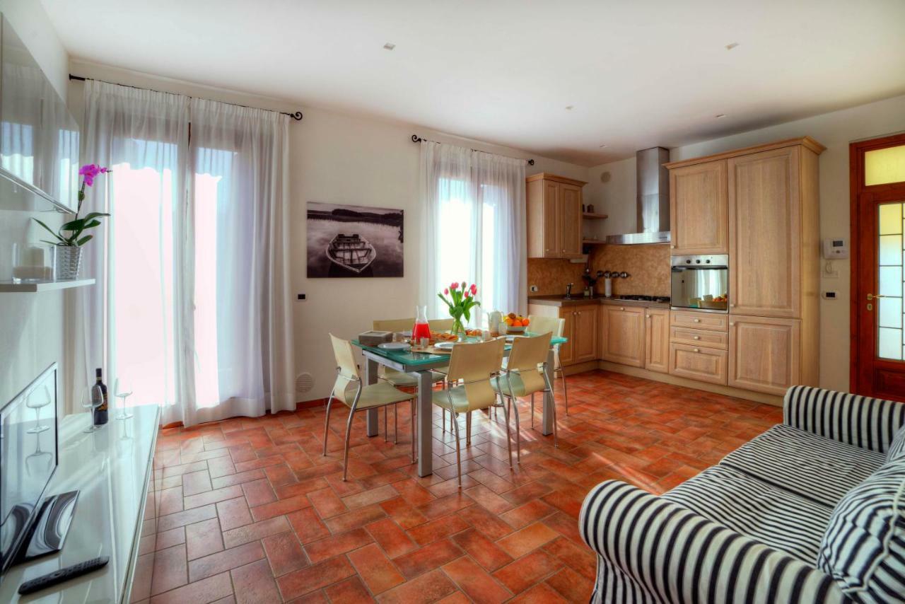 Casa Il Glicine A Due Passi Dal Centro Apartment Siena Exterior photo